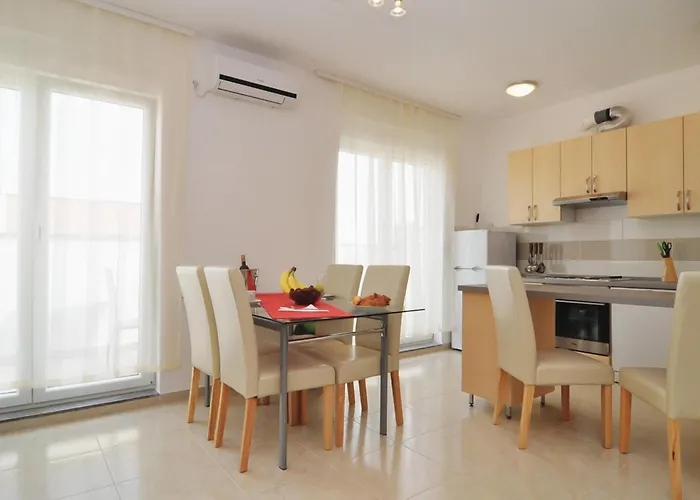 아파트 2 Bedroom Stunning In *