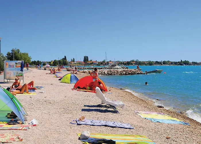 2 Bedroom Stunning In 아파트 *