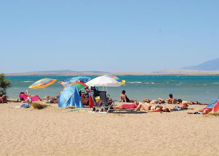 아파트 2 Bedroom Stunning In *