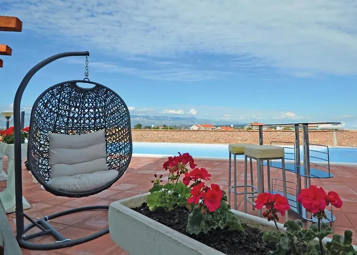 Апартаменты 2 Bedroom Stunning In Нин